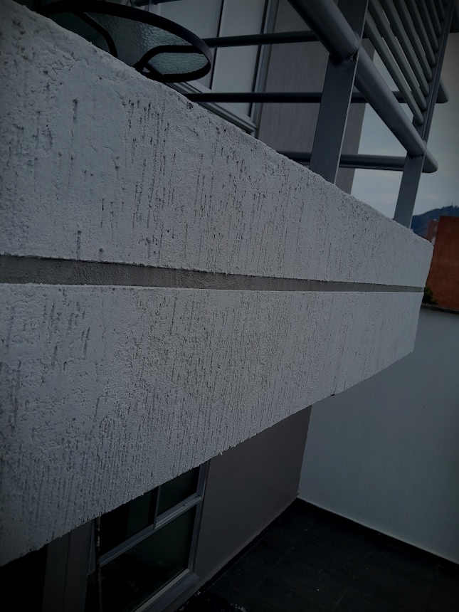 Especialistas en lavado y mantenimiento de fachadas en altura